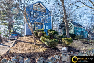 48 Caldwell Rd in Waltham, MA - Foto de edificio - Building Photo