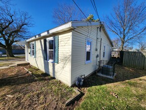 2133 W Lynn St in Springfield, MO - Building Photo - Building Photo