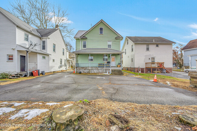 266 Rutter Ave in Kingston, PA - Building Photo - Building Photo
