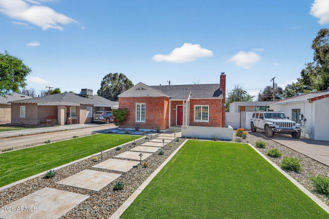 property at 311 West Campbell Ave