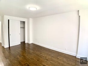 EAST 56 STREET in New York, NY - Building Photo - Building Photo