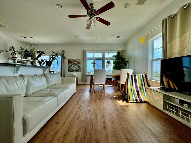 62-06 Ocean Ave S in Queens, NY - Building Photo - Building Photo