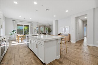 7736 Tioga Rdg Ct in Las Vegas, NV - Building Photo - Building Photo