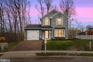 7 Woodstream Ct in Atco, NJ - Building Photo