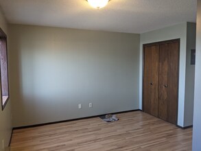 215 1/2 Main Ave S in Park Rapids, MN - Building Photo - Building Photo