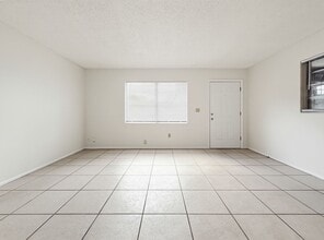 1221 Poinsettia Ave in Orlando, FL - Building Photo - Building Photo