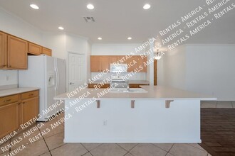 1084 E San Carlos Way in Chandler, AZ - Building Photo - Building Photo