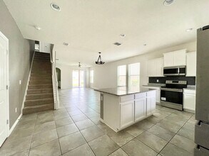 16096 Bayou Crest Dr in Winter Garden, FL - Building Photo - Building Photo