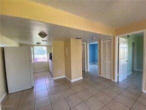 3323 Canal St in Ft. Myers, FL - Building Photo - Building Photo