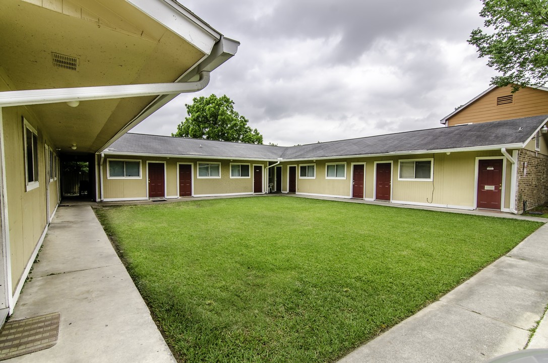 Panama Estates in Houston, TX - Foto de edificio