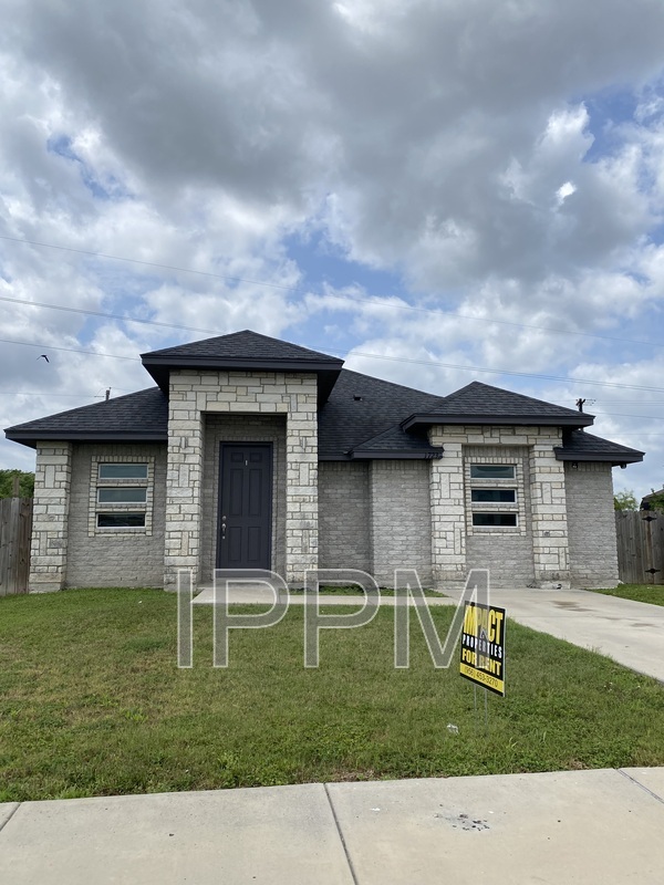property at 17236 Mandarin Ave