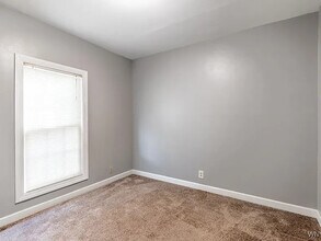 221 Lexington Ave in Buffalo, NY - Building Photo - Building Photo