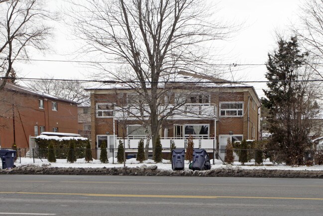 806-808 Ellesmere Rd in Toronto, ON - Building Photo - Primary Photo