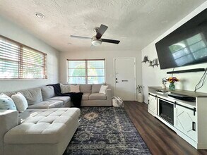 5213 17th Ave S in Gulfport, FL - Building Photo - Building Photo