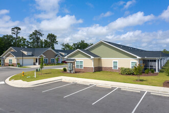 River Oaks in Little River, SC - Foto de edificio - Building Photo