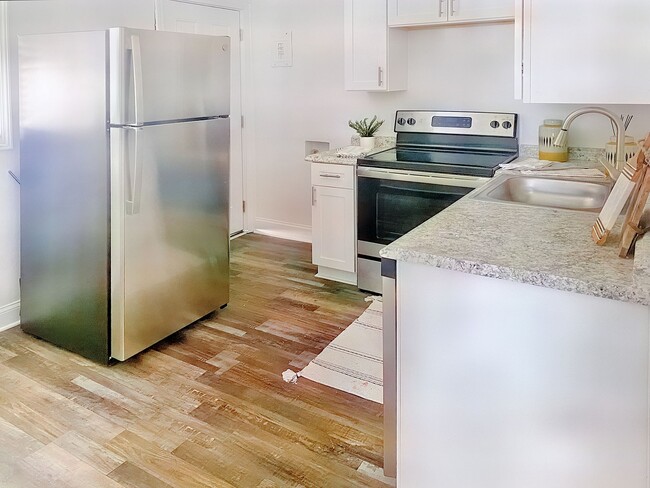 2463 Julia Ave in Charlotte, NC - Building Photo - Building Photo