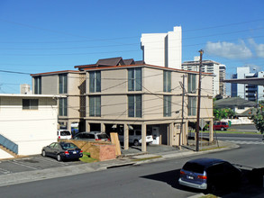 801 University Ave in Honolulu, HI - Building Photo - Building Photo