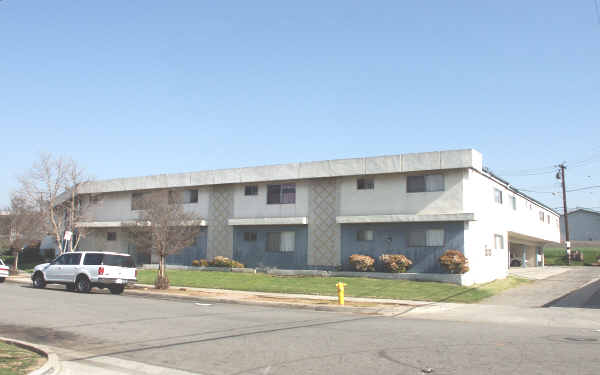 11518 Obert in Whittier, CA - Foto de edificio - Building Photo