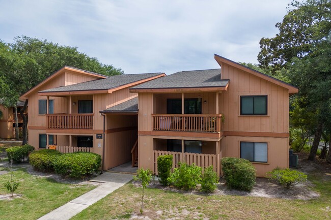 Amelia Woods in Fernandina Beach, FL - Foto de edificio - Building Photo