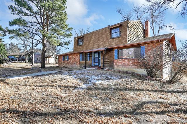 property at 2415 Ceresa Ln