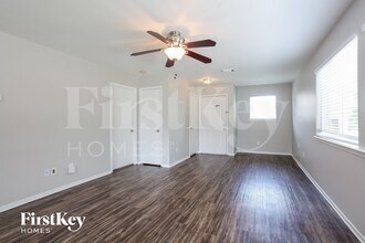 1523 Nichole Woods Dr, Unit 4 COPY in Houston, TX - Building Photo - Building Photo