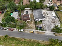 125 NW 4th Ave in Dania Beach, FL - Foto de edificio - Building Photo