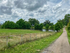 10456 US Hwy 271 N in Gilmer, TX - Building Photo - Building Photo