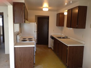 Western Classic Apartments in Weiser, ID - Building Photo - Building Photo