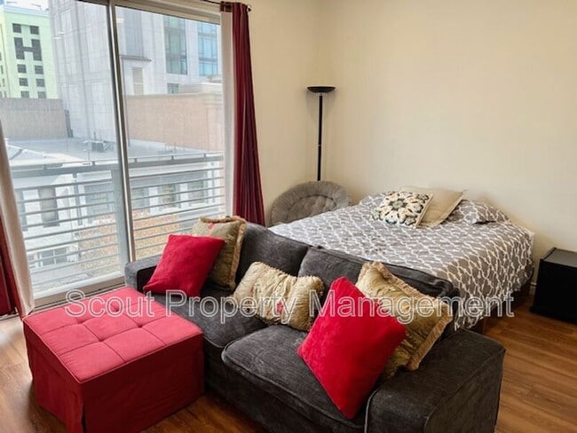 445 Island Ave in San Diego, CA - Building Photo - Building Photo