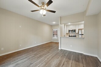 5325 Bent Tree Forest Dr, Unit 1108 in Dallas, TX - Building Photo - Building Photo