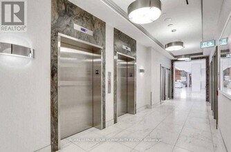7890 Bathurst St in Vaughan, ON - Building Photo - Building Photo