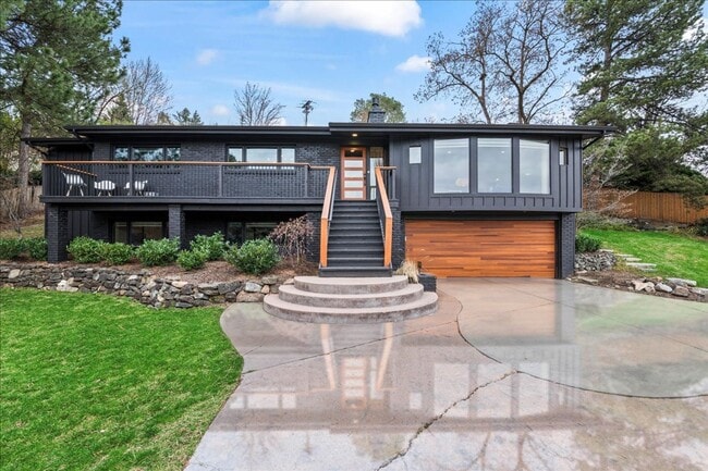 property at 115 Cashmere Rd
