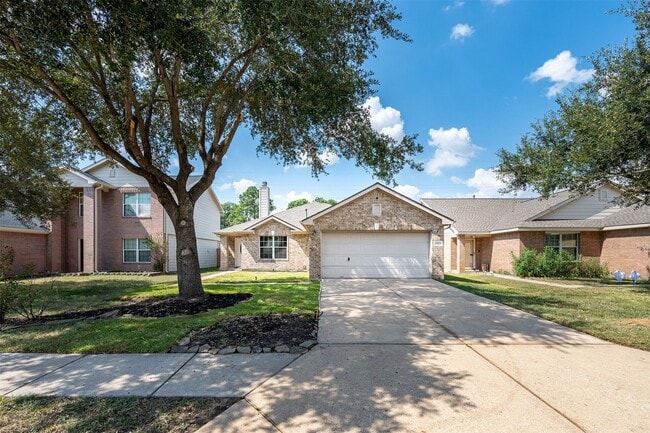 property at 15823 Kings Cypress Ln