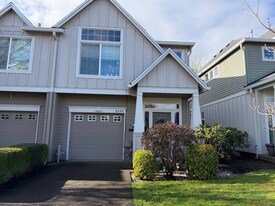 6233 SW 208th Ter in Beaverton, OR - Building Photo
