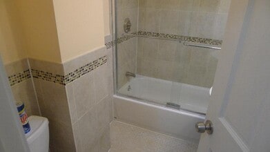 63 I St, Unit 1 in Boston, MA - Building Photo - Building Photo