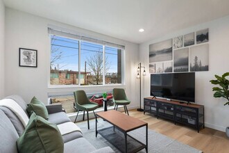 7510 43rd Ave S in Seattle, WA - Building Photo - Building Photo