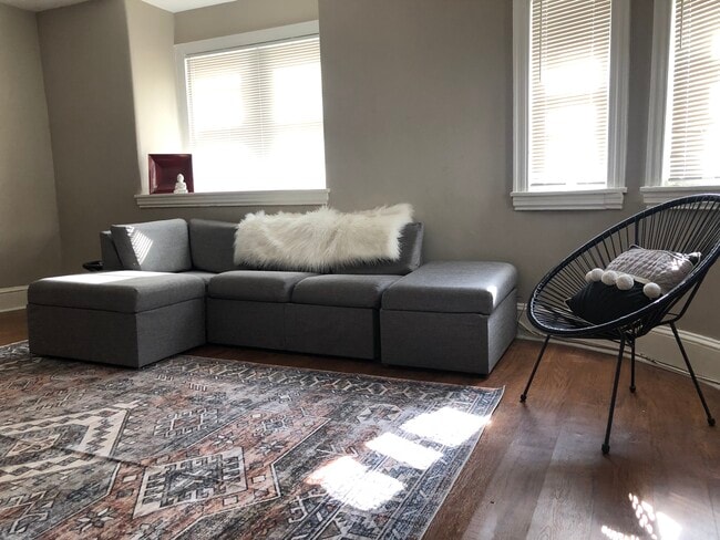 929 West Main Street, Unit Third Floor