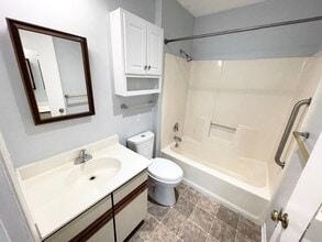 316 Huff St in Hendersonville, NC - Building Photo - Building Photo