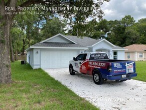 5870 NW 59th Ct in Ocala, FL - Building Photo - Building Photo