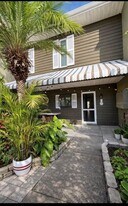 727 N Himes Ave in Tampa, FL - Building Photo