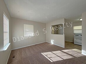 202 E Swiss Ln Ct in Springfield, MO - Building Photo - Building Photo