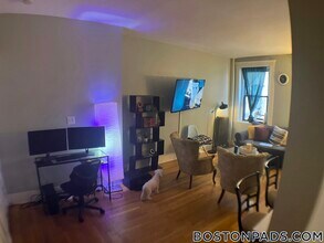 1254 Commonwealth Ave, Unit 6 in Boston, MA - Building Photo - Building Photo