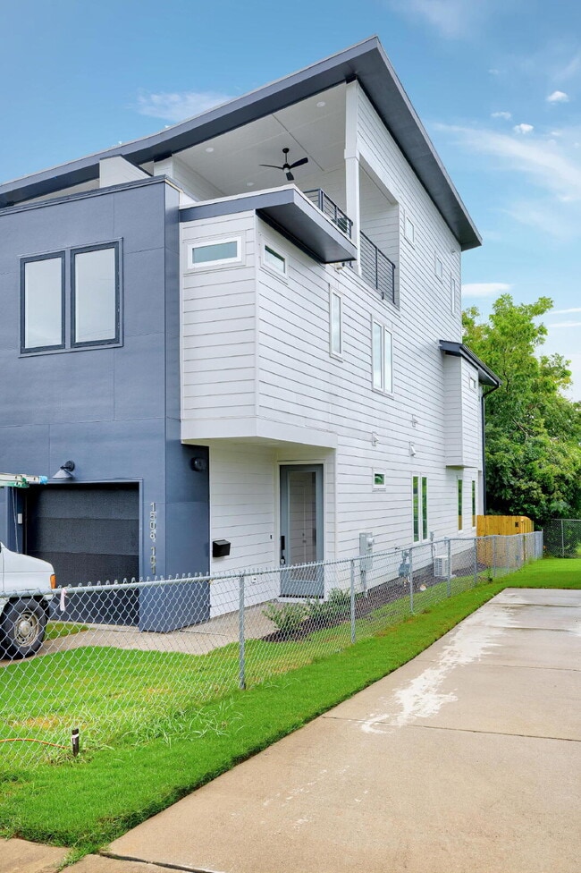property at 1508 Boyer St