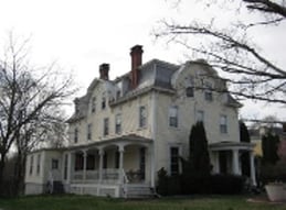 268 Washington St in Norwich, CT - Foto de edificio