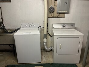 826 Woodhill Rd in Dayton, OH - Building Photo - Building Photo