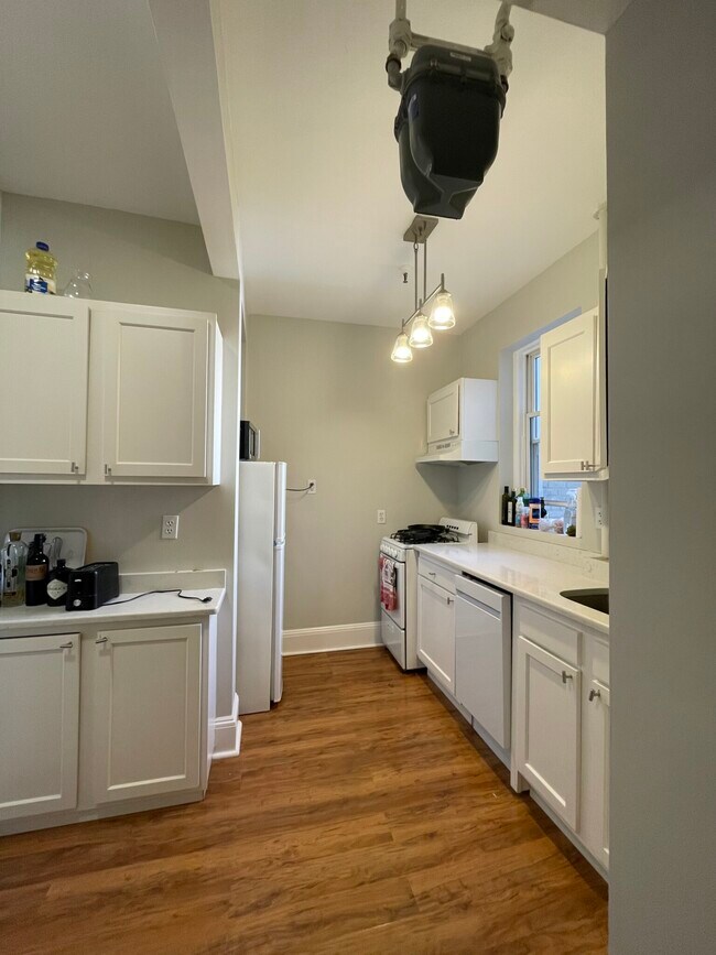 8 Saint Germain St, Unit 5