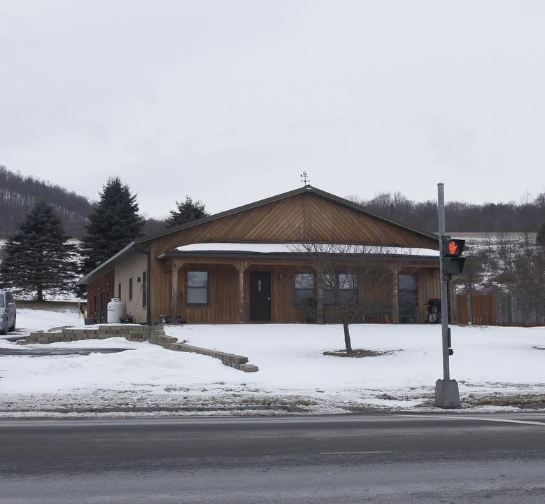 4553 Rt-28 in Milford, NY - Foto de edificio