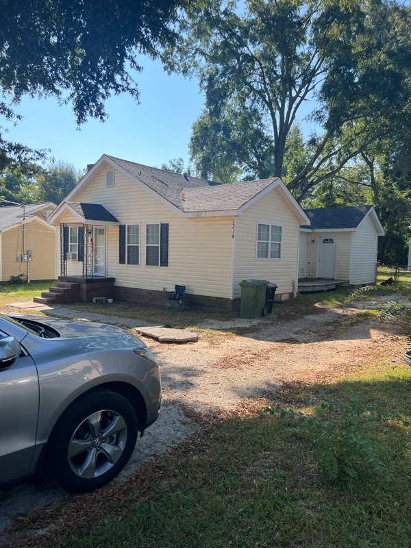 property at 1314 Pleasant Ave