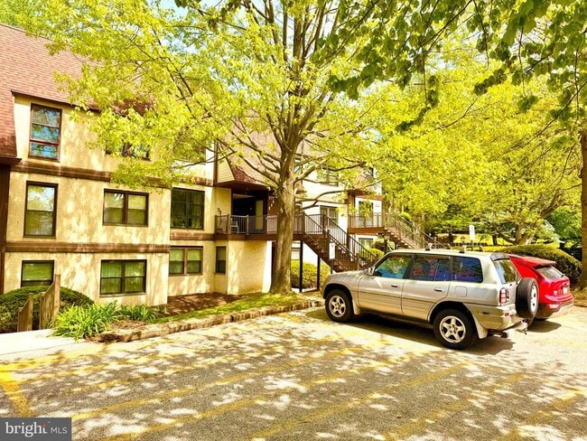 property at 277 Shawmont Ave