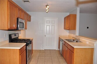 1118 Pine Portage Loop in Leander, TX - Building Photo - Building Photo